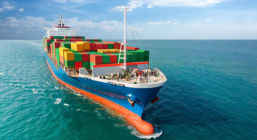conteneurs et transport maritime